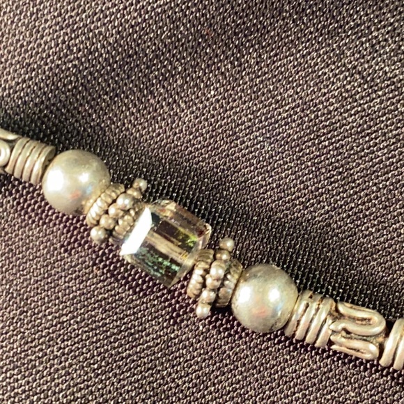 Sterling Silver Bracelet & Swarovski Crystals - Picture 4 of 7